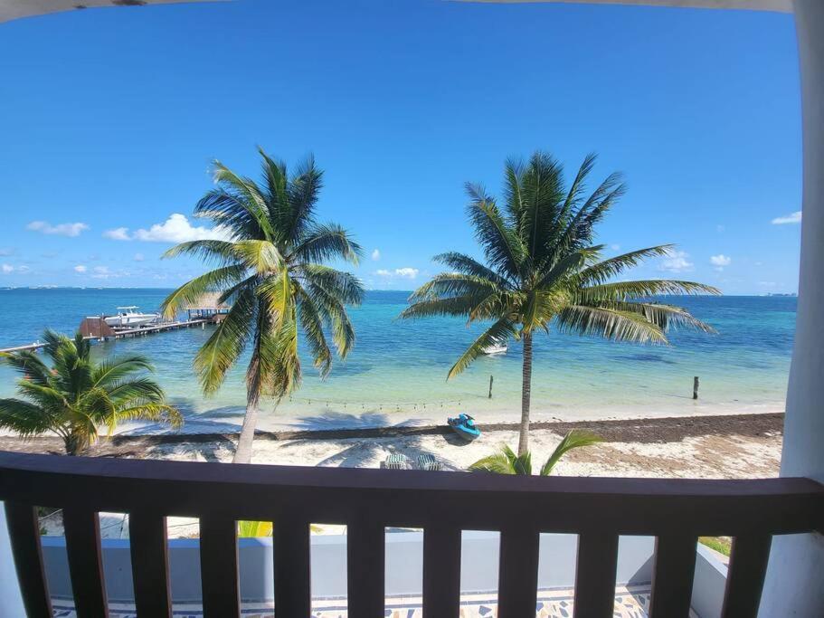 2 Rooms Apartment With Private Beach In Puerto Juarez Cancun Bagian luar foto
