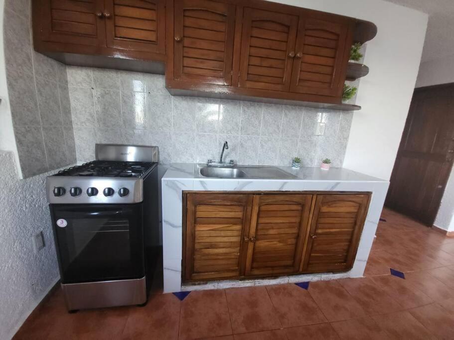 2 Rooms Apartment With Private Beach In Puerto Juarez Cancun Bagian luar foto