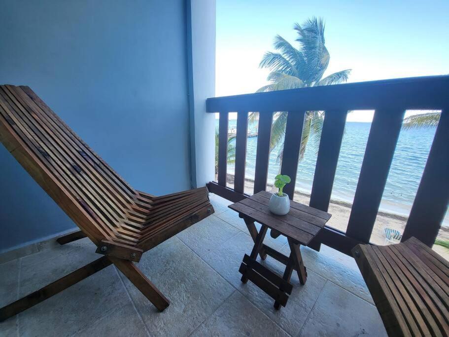 2 Rooms Apartment With Private Beach In Puerto Juarez Cancun Bagian luar foto