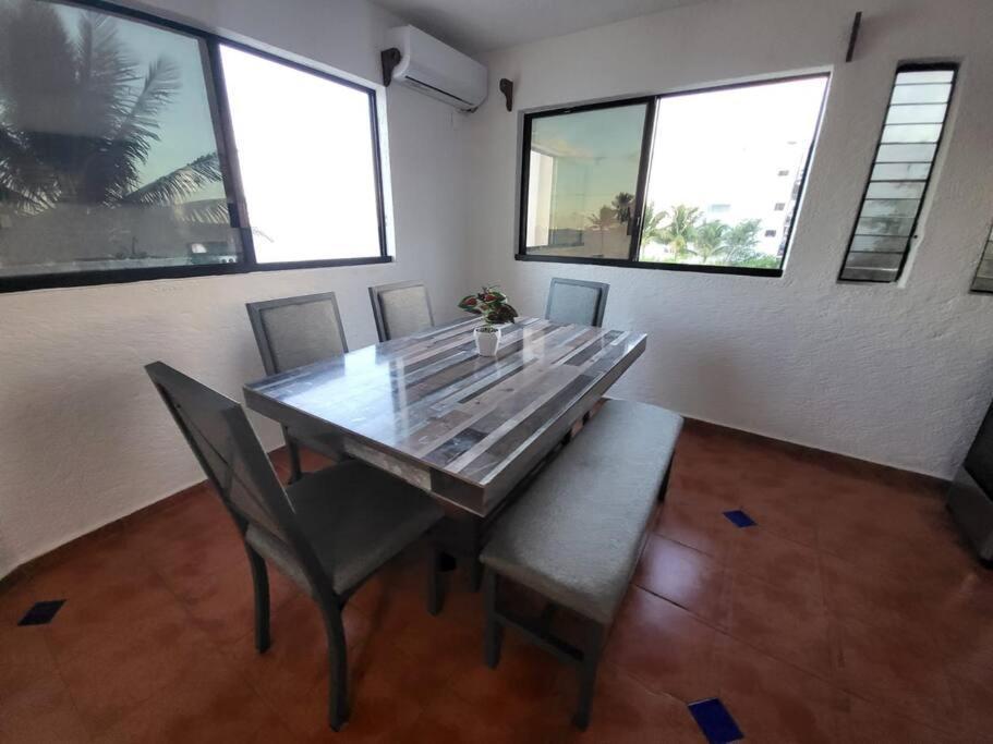 2 Rooms Apartment With Private Beach In Puerto Juarez Cancun Bagian luar foto